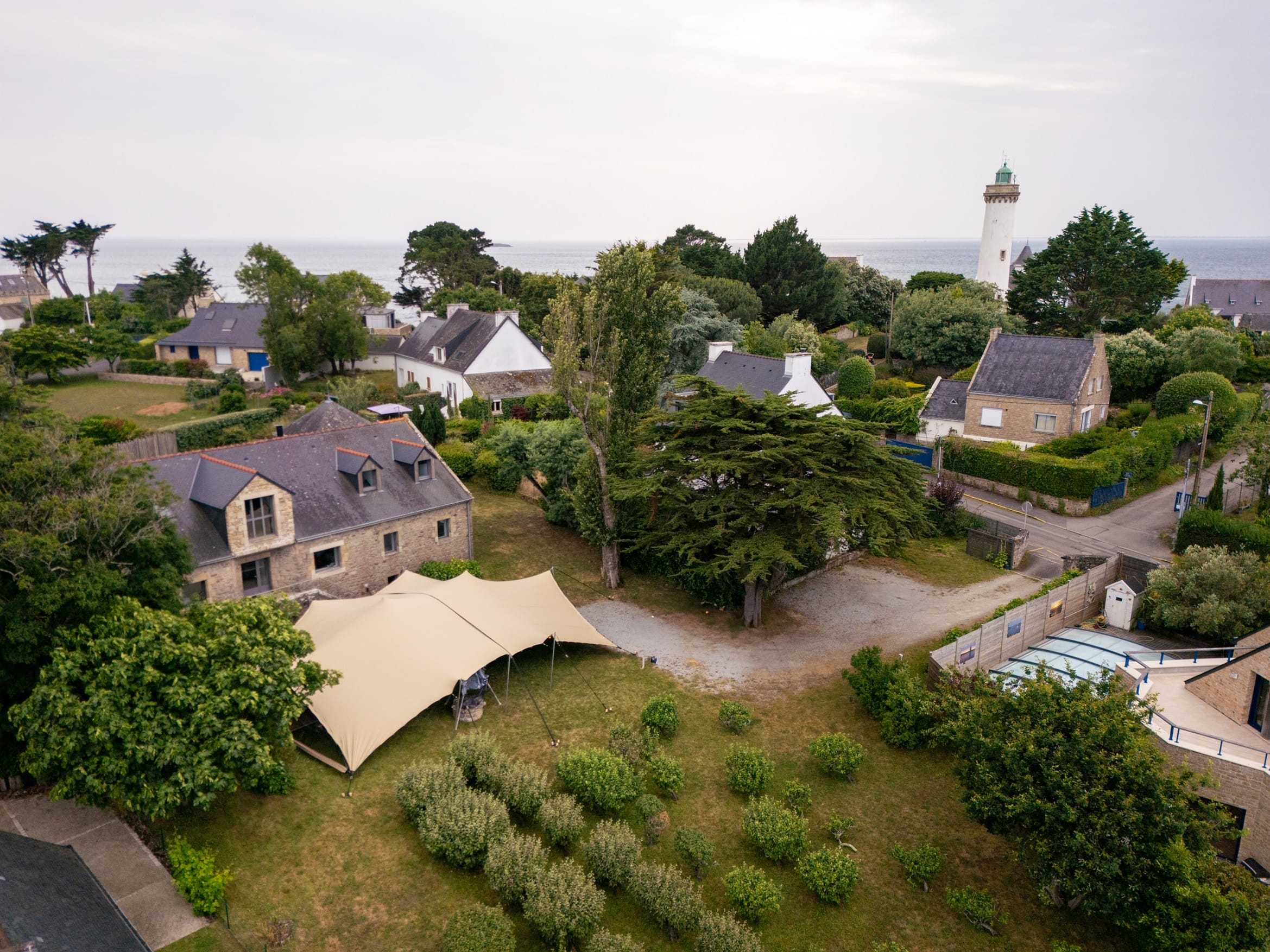Ti teltenn, location de tentes stretch en bretagne pour tous vos évènement: mariage, entreprise, festival